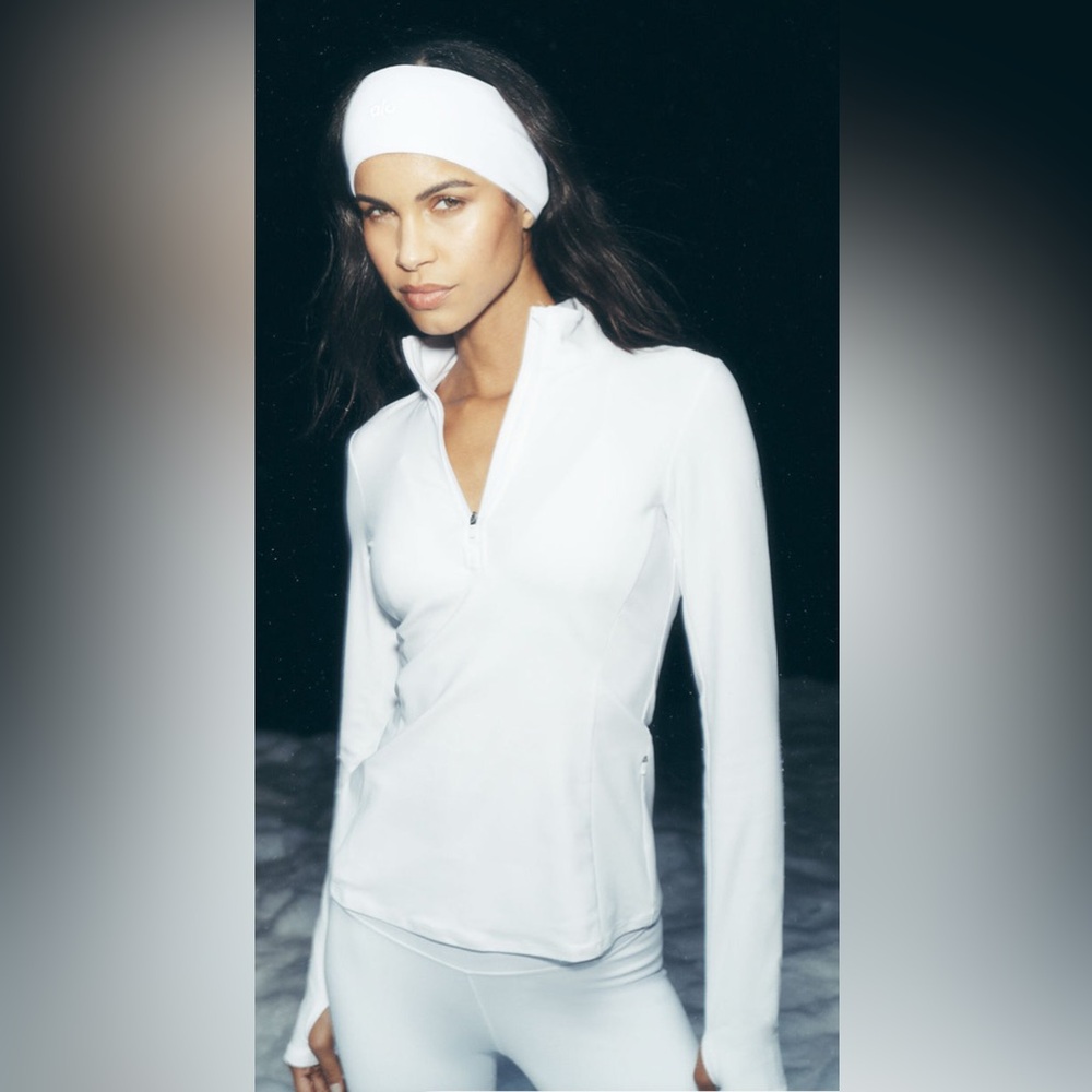 ALO Yoga Alosoft 1/2 Zip Pullover White Mock Neck Sweatshirt NWT - Picture 4 of 8